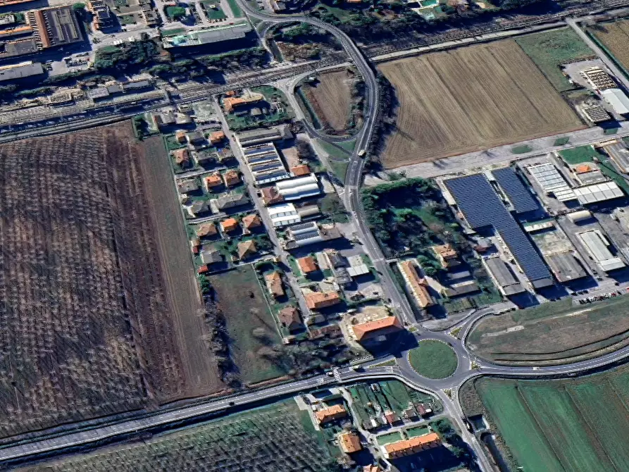 Immagine 13 di Appartamento in vendita  in Stradone Zuino Nord a Torviscosa