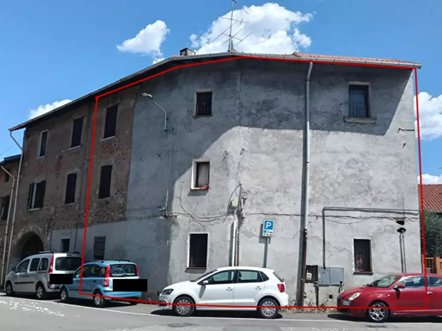Immagine 1 di Appartamento in vendita  in Via Rosmini a Fagnano Olona