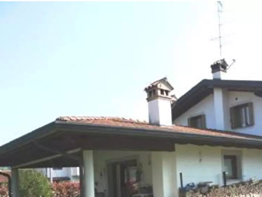 Immagine 3 di Villa in vendita  in Viale della Stazione a Tarcento