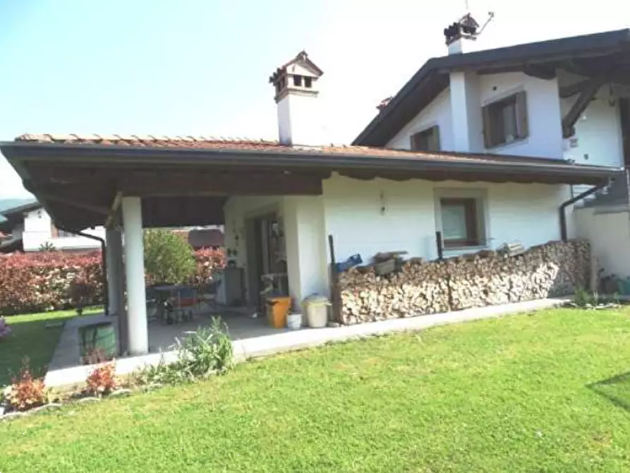 Immagine 9 di Villa in vendita  in Viale della Stazione a Tarcento