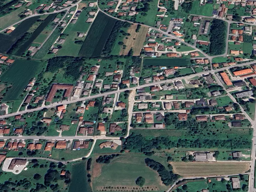 Immagine 15 di Villa in vendita  in Viale della Stazione a Tarcento