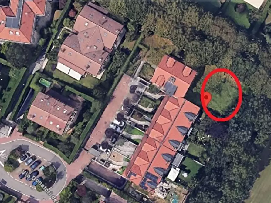 Immagine 1 di Terreno agricolo in vendita  in Via Donatori del Sangue a Lesmo