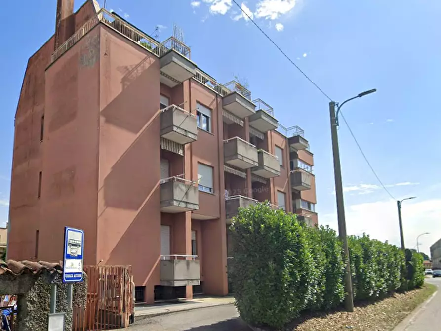 Immagine 5 di Appartamento in vendita  in Via Nosate a Turbigo