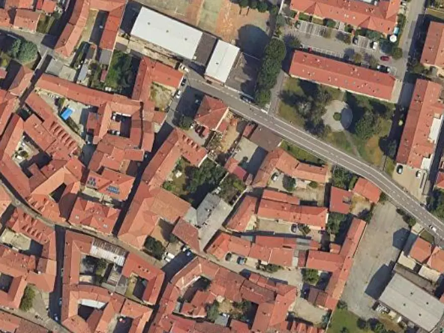 Immagine 6 di Appartamento in vendita  in Via Fiume a Ferno