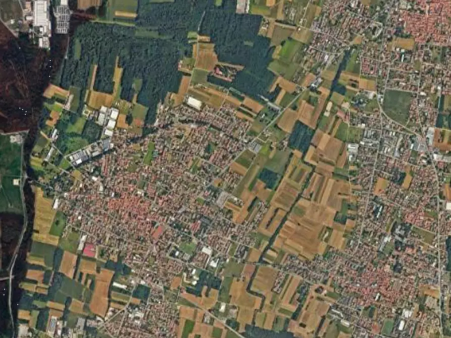 Immagine 9 di Appartamento in vendita  in Via Fiume a Ferno