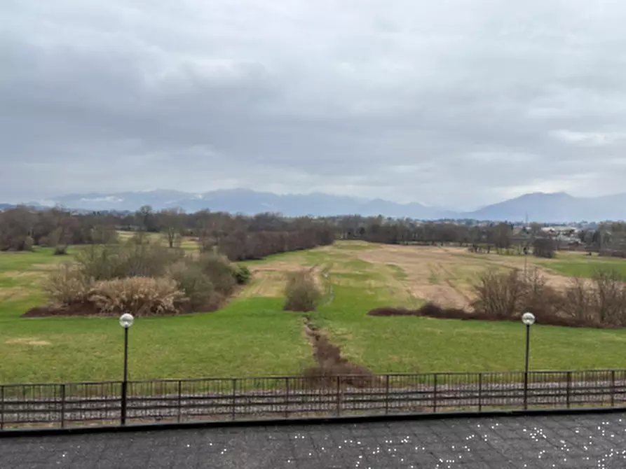 Immagine 16 di Appartamento in vendita  in Via del Castano a Besana In Brianza