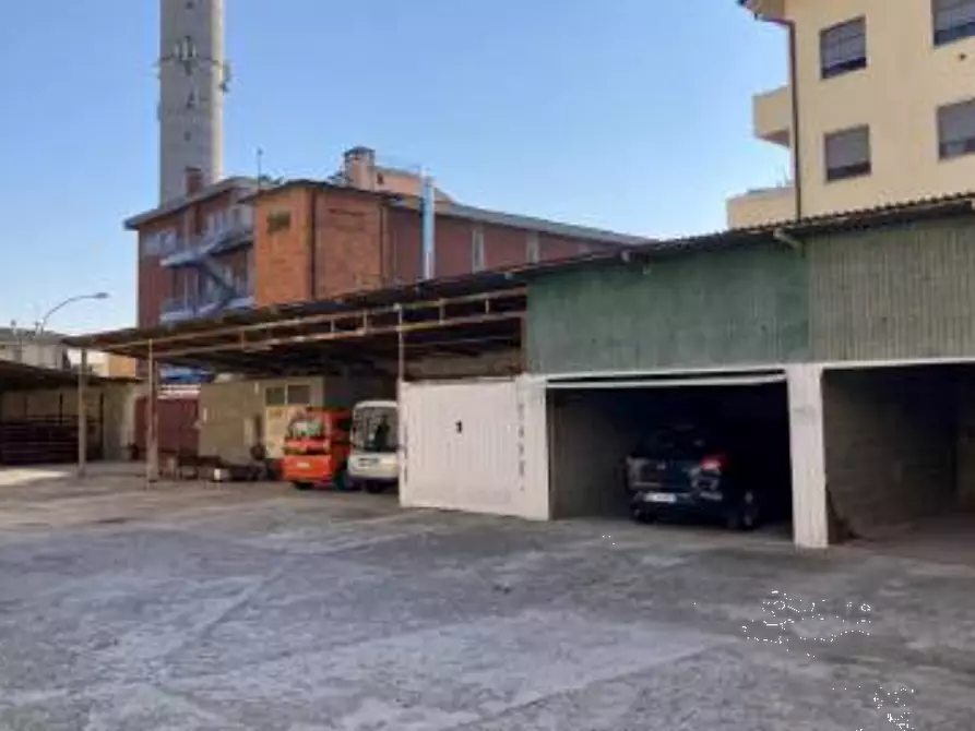 Immagine 4 di Capannone industriale in vendita  in Via Farnesiana a Piacenza