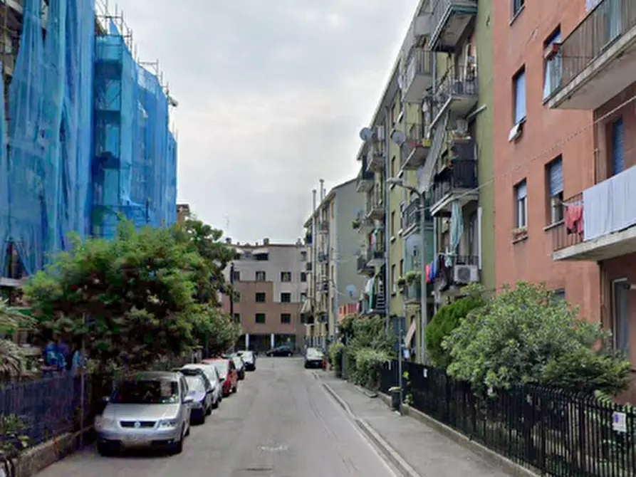 Immagine 12 di Appartamento in vendita  in Via Derna a Paderno Dugnano