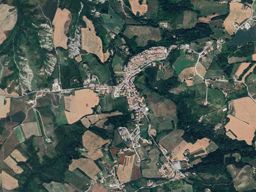 Immagine 4 di Laboratorio in vendita  in località Falerone a Falerone