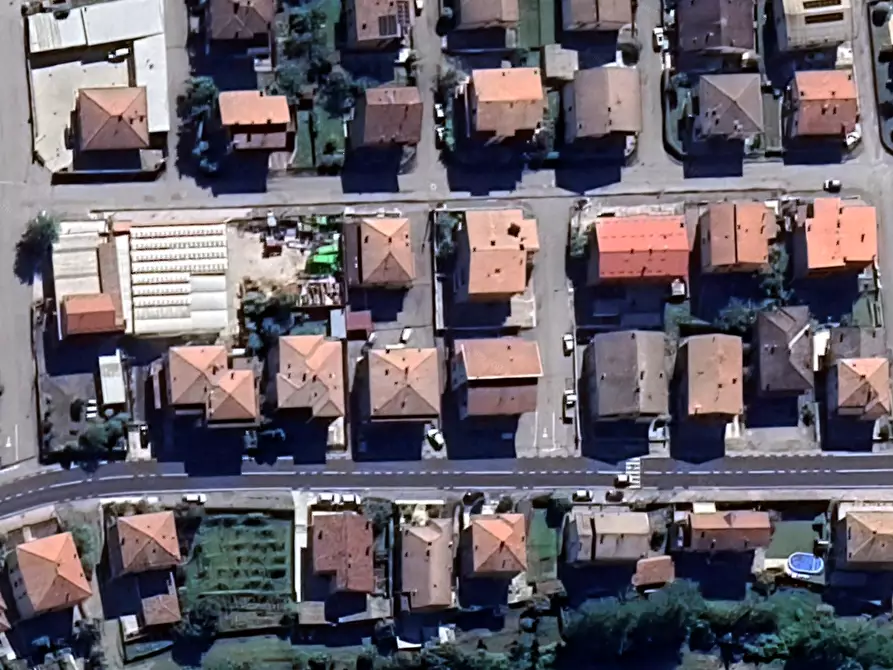 Immagine 10 di Negozio in vendita  in Via Ponte Maleo a Ponte Dell'olio