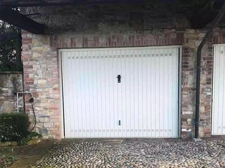 Immagine 1 di Garage in vendita  in Località Boffalora  a Travo