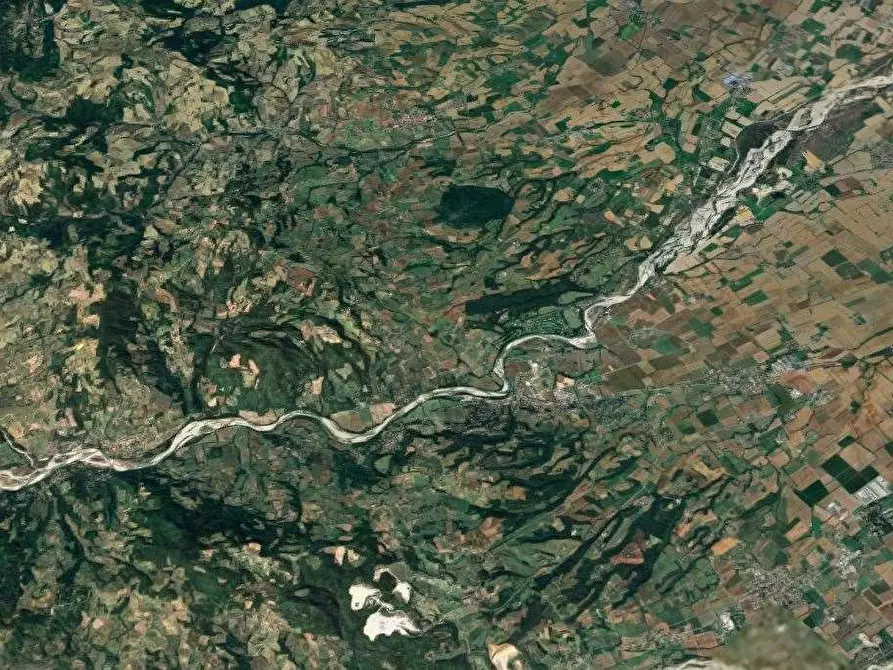 Immagine 12 di Garage in vendita  in Località Boffalora  a Travo