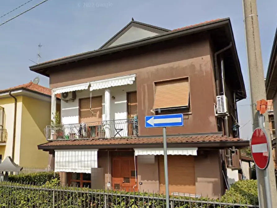 Immagine 3 di Appartamento in vendita  in Via Padova a Cesano Maderno