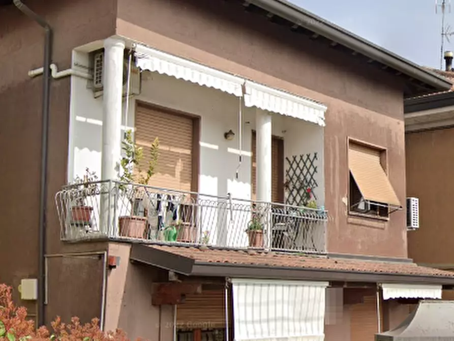 Immagine 4 di Appartamento in vendita  in Via Padova a Cesano Maderno