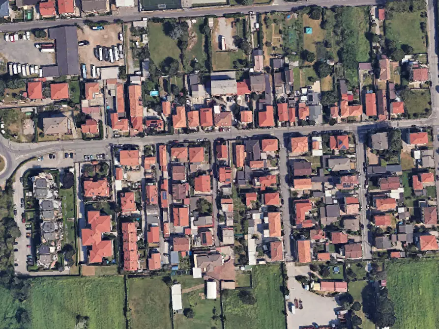 Immagine 10 di Appartamento in vendita  in Via Padova a Cesano Maderno