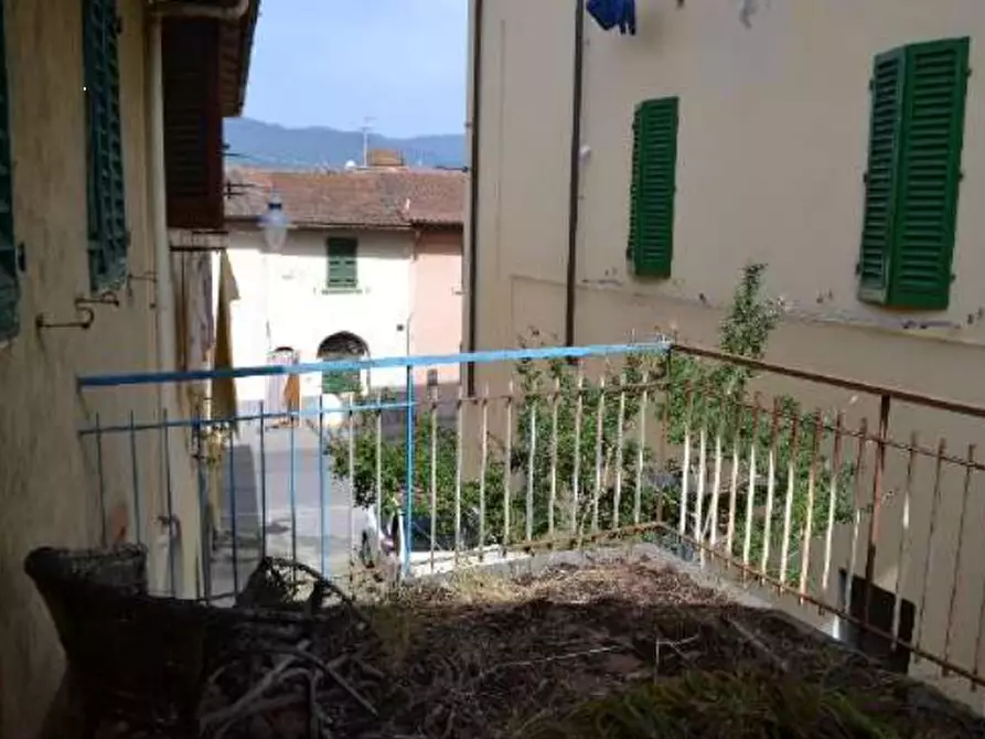 Immagine 3 di Appartamento in vendita  in Via Fiorentina  a Figline Valdarno