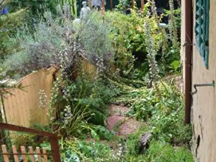 Immagine 7 di Appartamento in vendita  in Via Fiorentina  a Figline Valdarno