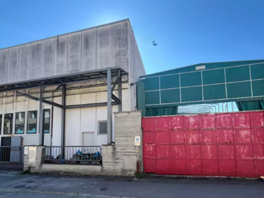 Immagine 2 di Capannone industriale in vendita  in Via Enrico Pestalozzi a Pistoia