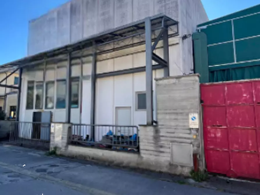 Immagine 3 di Capannone industriale in vendita  in Via Enrico Pestalozzi a Pistoia