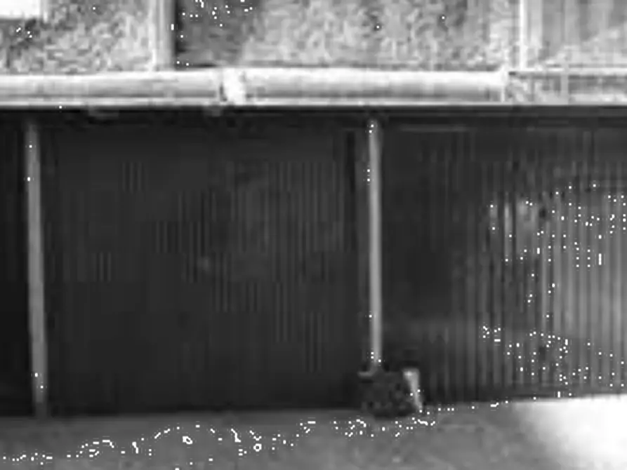 Immagine 2 di Negozio in vendita  in Via Giuseppe Mazzini a Erba