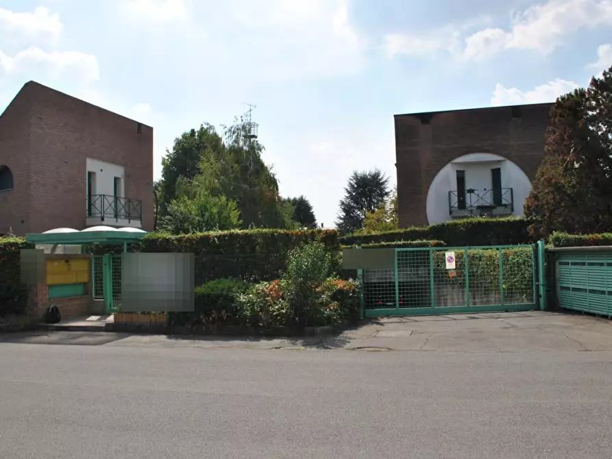 Immagine 1 di Porzione di casa in vendita  in Via Giorgio La Pira a Cabiate