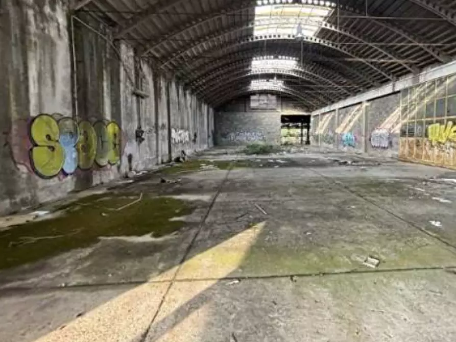 Immagine 11 di Capannone industriale in vendita  in Via Giuseppe Greppi a Casatenovo