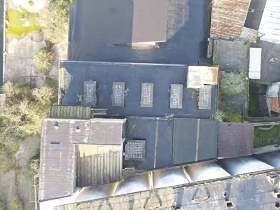 Immagine 16 di Capannone industriale in vendita  in Via Giuseppe Greppi a Casatenovo