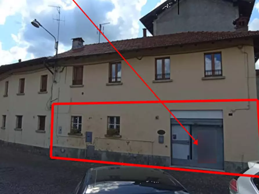 Immagine 2 di Negozio in vendita  in Via XX Settembre a Oltrona Di San Mamette