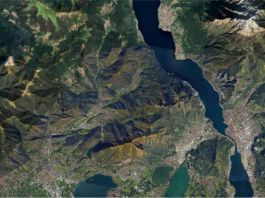 Immagine 21 di Casa bifamiliare in vendita  in Via Monte San Primo  a Sormano