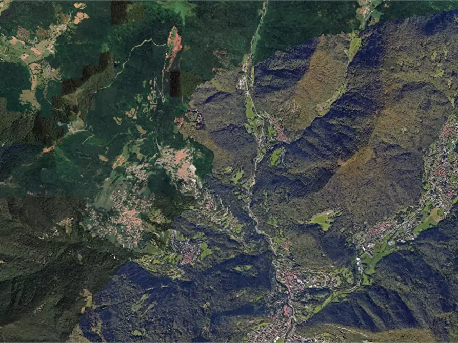 Immagine 28 di Casa bifamiliare in vendita  in Via Monte San Primo  a Sormano