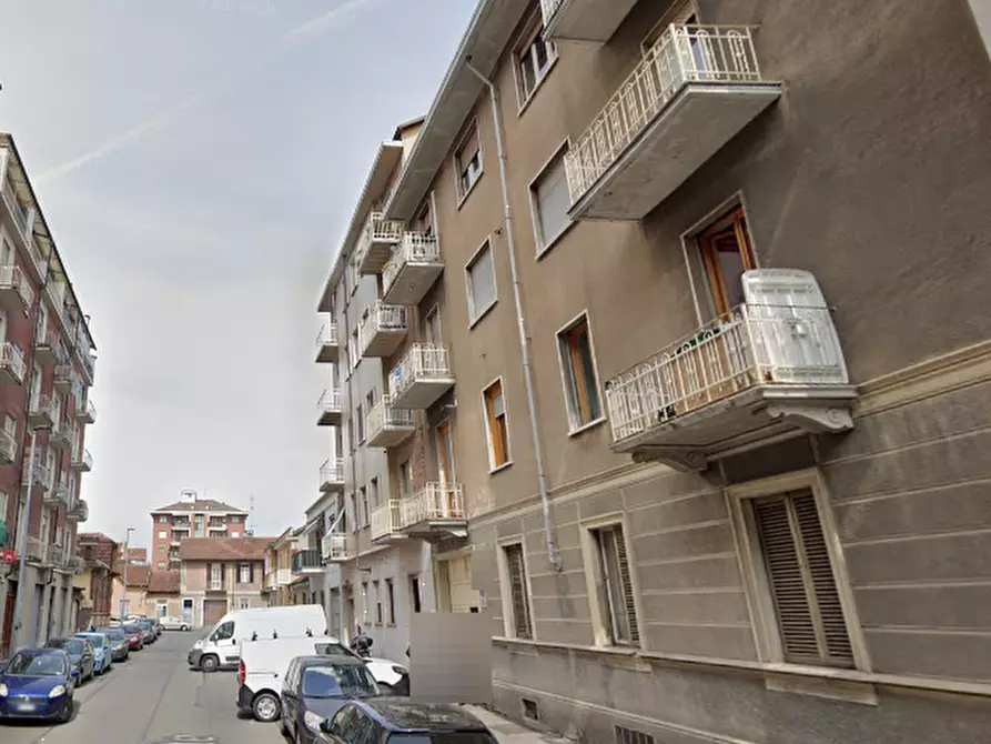 Immagine 8 di Appartamento in vendita  in Via Banchette a Torino