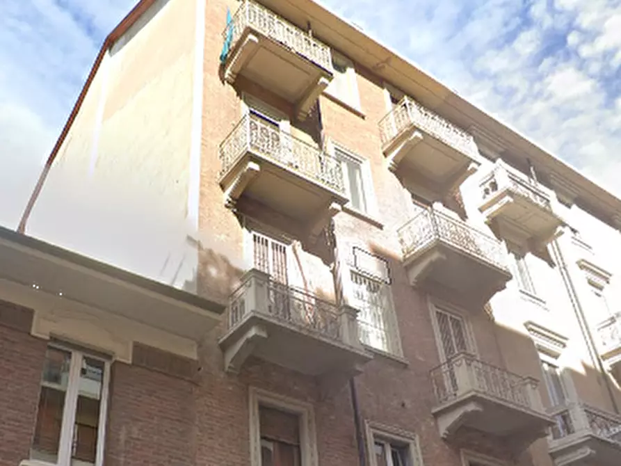 Immagine 10 di Appartamento in vendita  in Via Beaulard a Torino