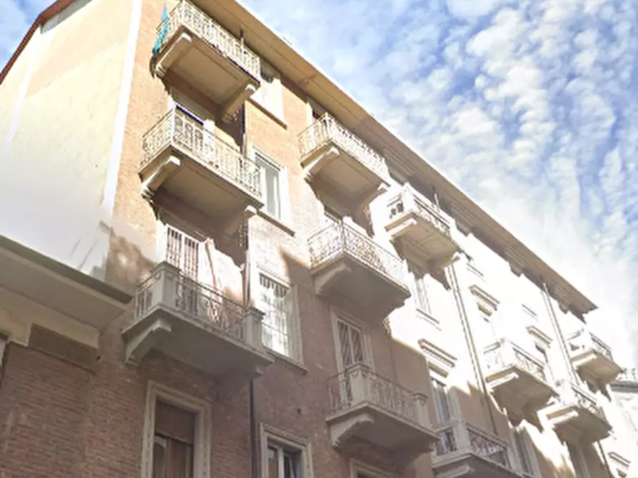 Immagine 11 di Appartamento in vendita  in Via Beaulard a Torino