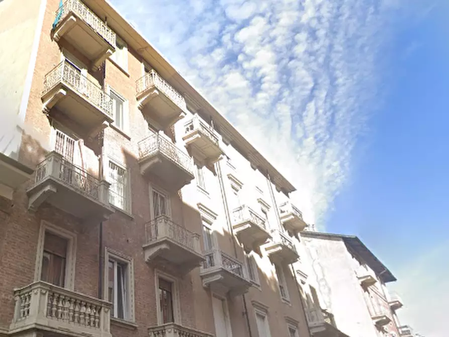 Immagine 12 di Appartamento in vendita  in Via Beaulard a Torino