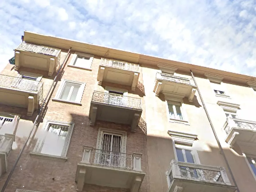 Immagine 13 di Appartamento in vendita  in Via Beaulard a Torino