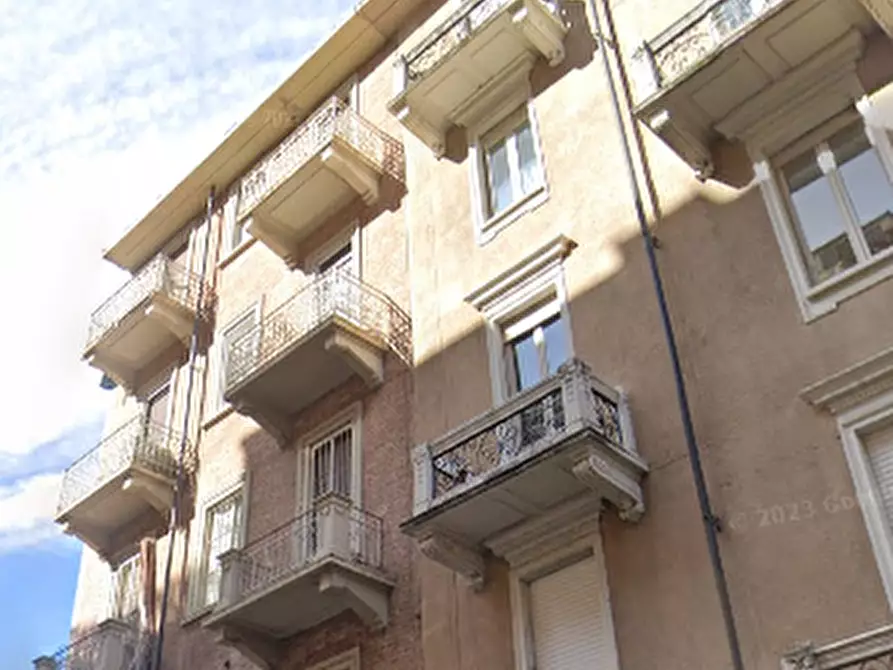 Immagine 15 di Appartamento in vendita  in Via Beaulard a Torino