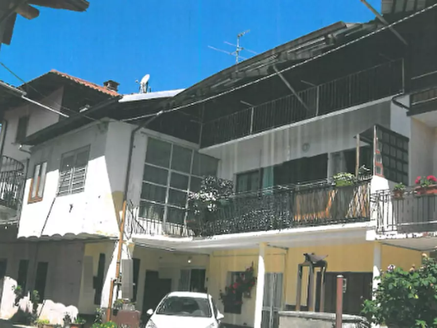 Immagine 1 di Appartamento in vendita  in Via Torino a Balangero