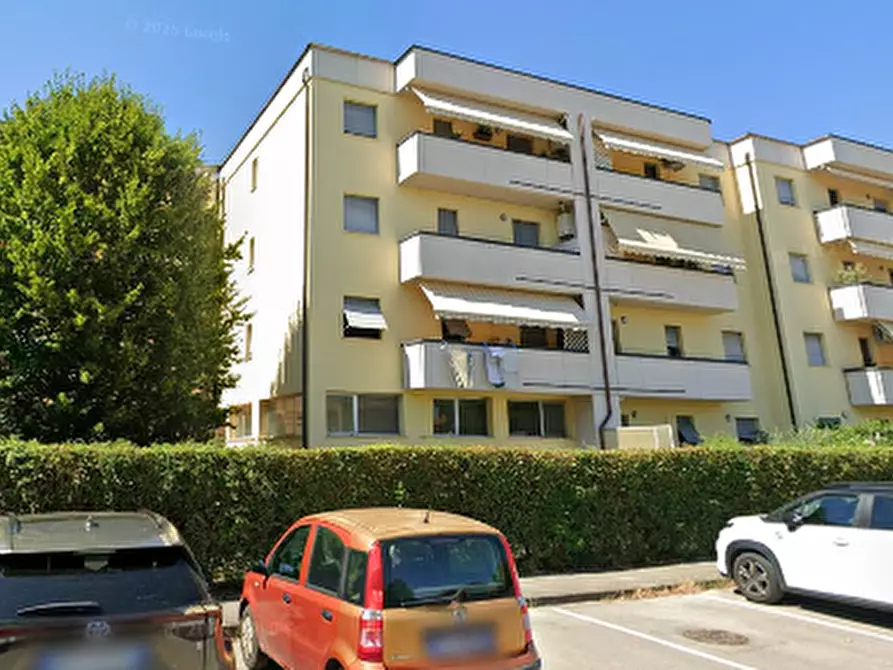 Immagine 9 di Appartamento in vendita  in Via Ludovico D'Aragona a Pistoia