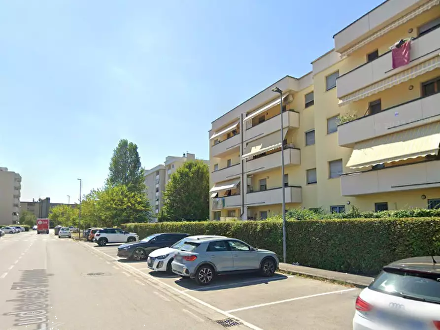 Immagine 16 di Appartamento in vendita  in Via Ludovico D'Aragona a Pistoia