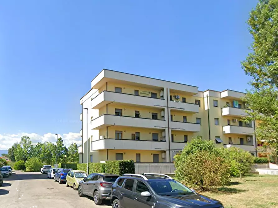 Immagine 24 di Appartamento in vendita  in Via Ludovico D'Aragona a Pistoia