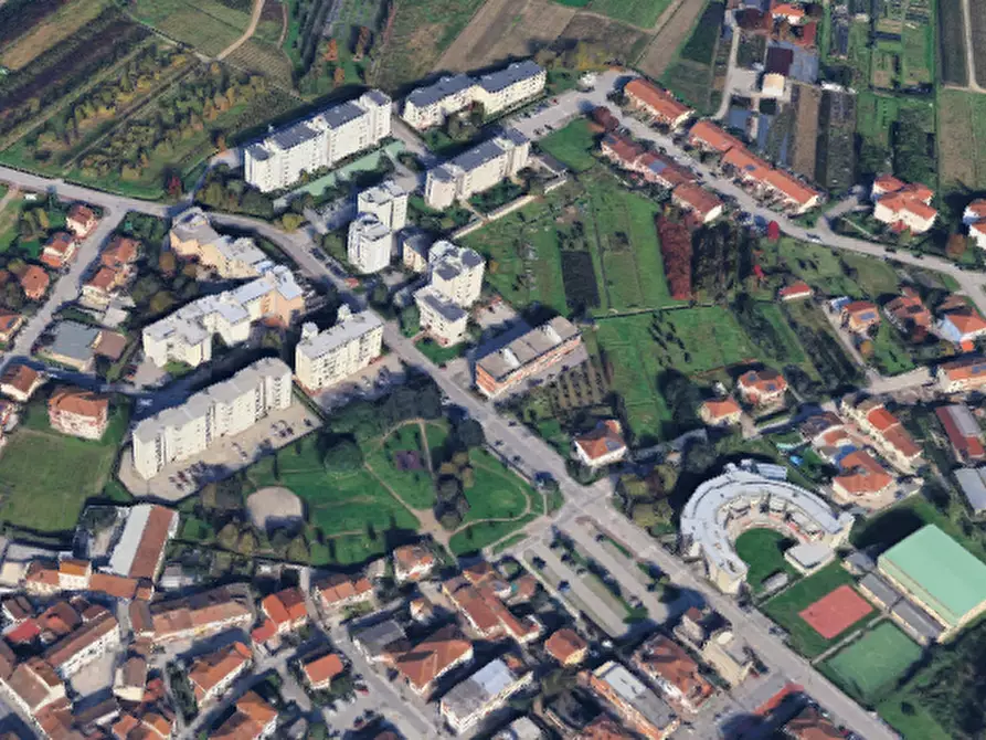 Immagine 29 di Appartamento in vendita  in Via Ludovico D'Aragona a Pistoia