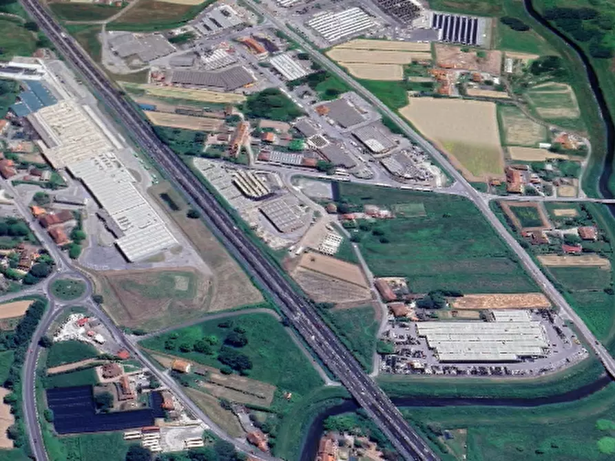 Immagine 24 di Appartamento in vendita  in Via della Lama  a Chiesina Uzzanese