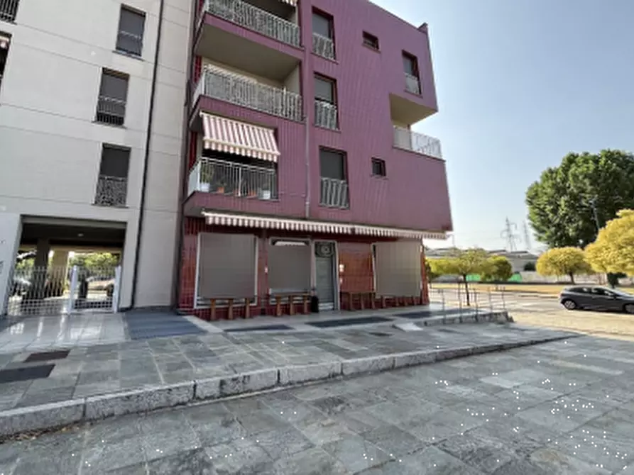 Immagine 1 di Appartamento in vendita  in Via Umberto Giordano a Cologno Monzese