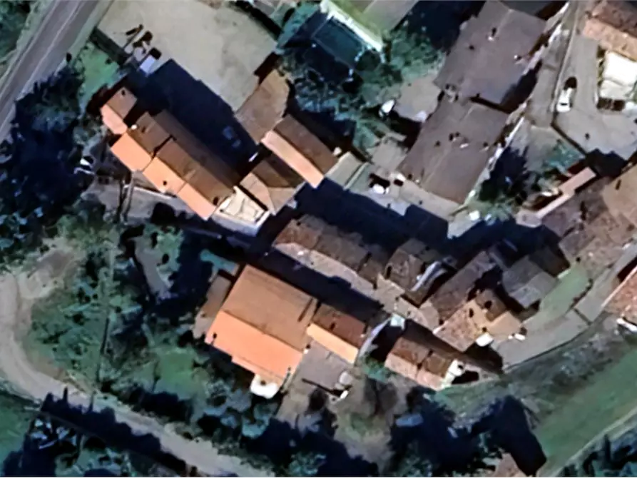 Immagine 9 di Appartamento in vendita  in Via C. Farini a Rivergaro