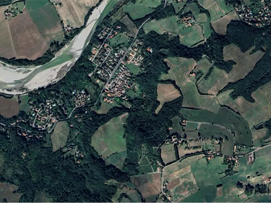 Immagine 11 di Appartamento in vendita  in Via C. Farini a Rivergaro