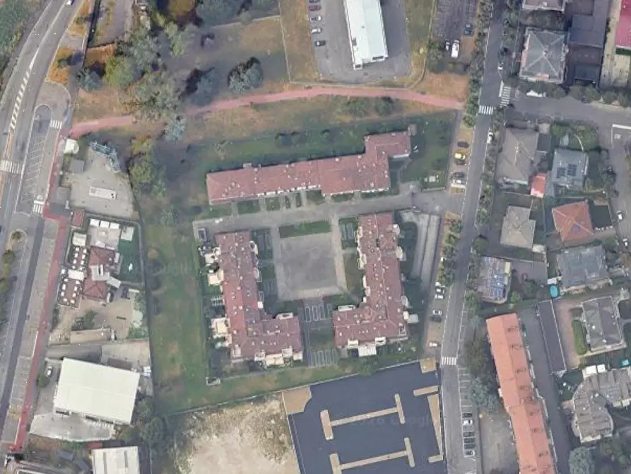 Immagine 5 di Garage in vendita  in Via Piero Calamandrei a Cologno Monzese