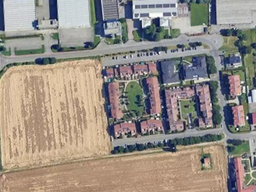 Immagine 11 di Garage in vendita  in Via Vimercate a Ornago