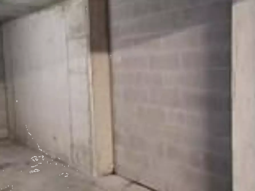 Immagine 3 di Garage in vendita  in Via Piero Calamandrei a Cologno Monzese