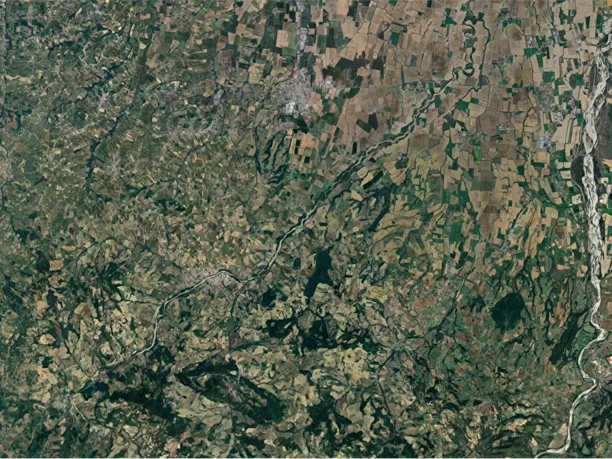 Immagine 13 di Azienda agricola in vendita  in Viale dei Mille a Ziano Piacentino