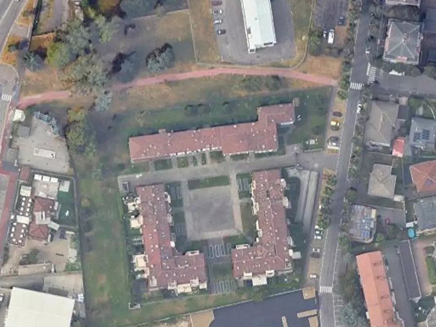 Immagine 8 di Garage in vendita  in Via Piero Calamandrei a Cologno Monzese